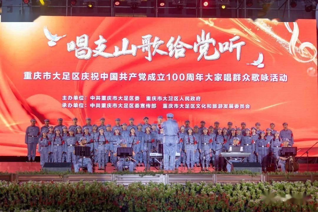 飞机上有几样东西是免费的，乘客不要求，空姐不会主动给